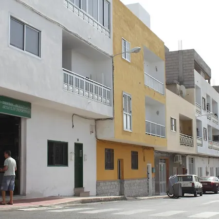Comfortable Flat In Isabel * أرونا