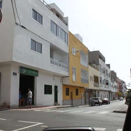 Comfortable Flat In Isabel 아파트 아로나