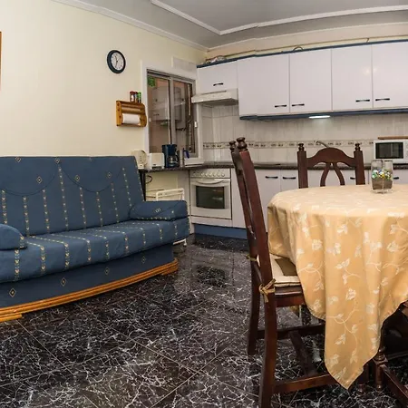 Comfortable Flat In Isabel * أرونا