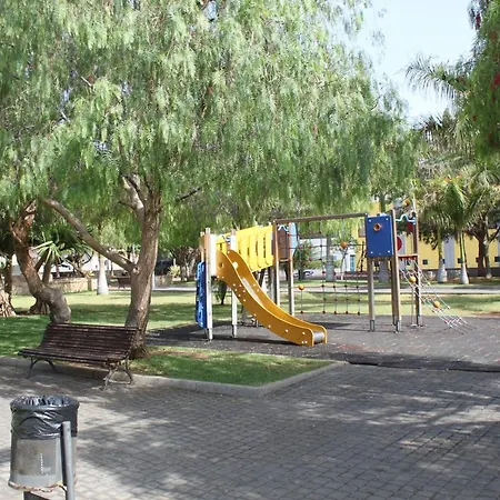 Comfortable Flat In Isabel أرونا